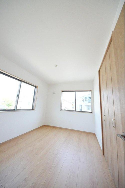 亀山2丁目のその他|全居室収納スペース有、お部屋が広く綺麗に使えます