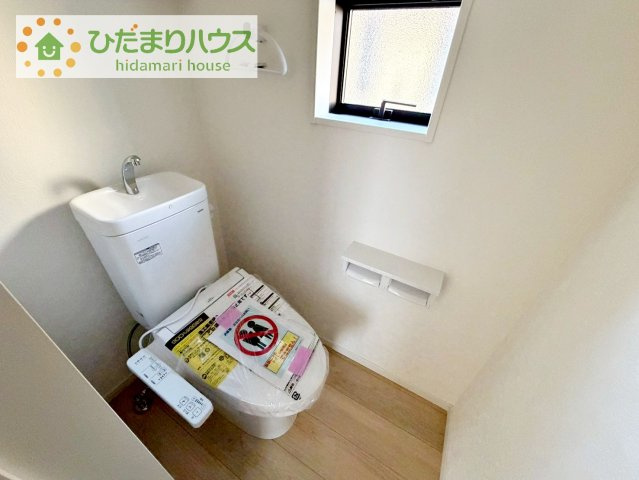 【トイレ】 | 土浦市霞ケ岡町第3　新築戸建　1号棟 | トイレは1F、2F共に完備！取り合いになることがありませんね(^^)/