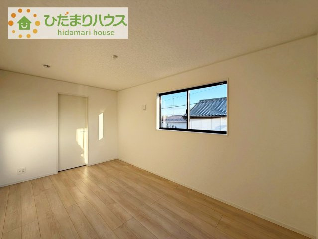 【寝室】 | 土浦市霞ケ岡町第3　新築戸建　1号棟 | ゆとりのある主寝室！ご家族全員で寝れちゃいます♪