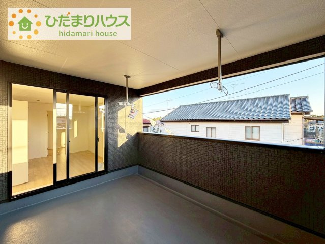 【バルコニー】 | 土浦市霞ケ岡町第3　新築戸建　1号棟 | 人気が高いインナーバルコニーを採用♪天候を気にせず洗濯物を干せ、紫外線も気にせずに済みます(*^^)v