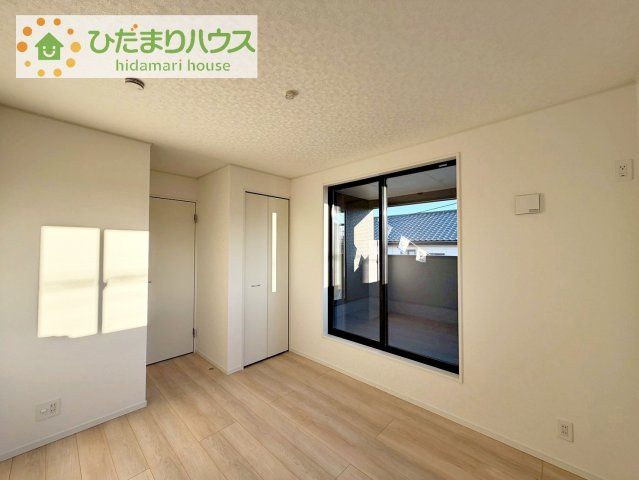 【洋室】 | 土浦市霞ケ岡町第3　新築戸建　1号棟 | 洋室は高い天井のゆったりとした空間を演出(^^)/