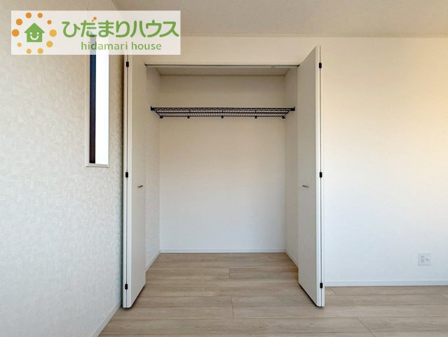 【収納】 | 土浦市霞ケ岡町第3　新築戸建　1号棟 | ハンガーパイプ付でお洋服の出し入れもラクラクです！