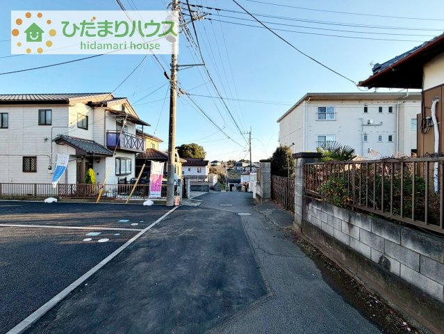【前面道路含む現地写真】 | 土浦市霞ケ岡町第3　新築戸建　1号棟 | たっぷりの陽光と心地よい風が舞い込む住まい♪