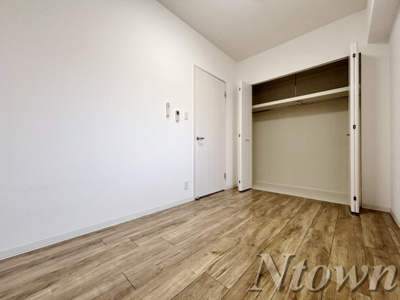 【洋室】 | ハピネス | 使い勝手のいい洋室です