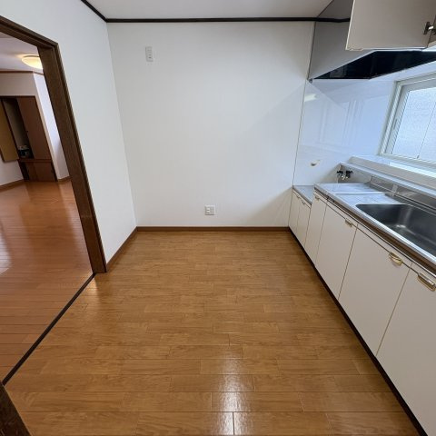 登別市中央町3丁目4-5戸建のキッチン