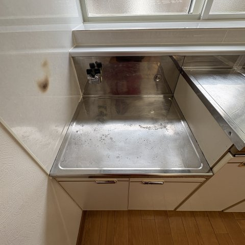 登別市中央町3丁目4-5戸建のキッチン