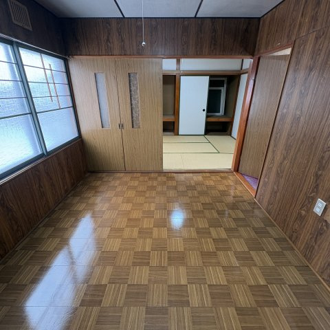 登別市中央町3丁目4-5戸建の洋室