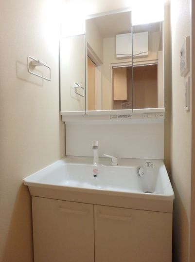 ラ　ソレイユの洗面所