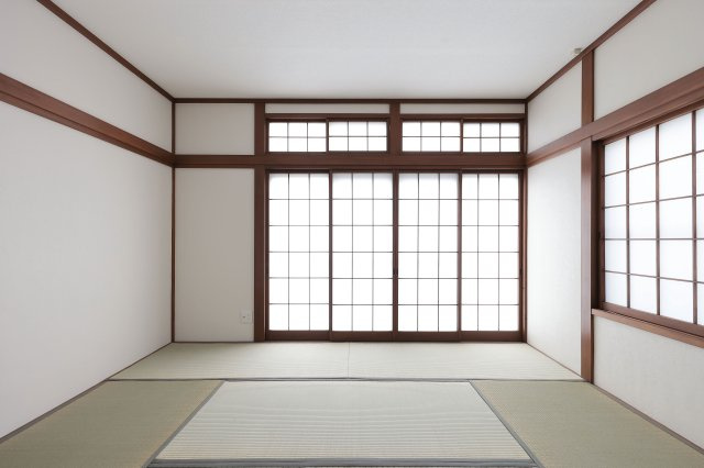 高崎市浜川町　中古住宅【内装リフォーム済・弊社売主】の和室|フローリングだけでなく、和室もあります