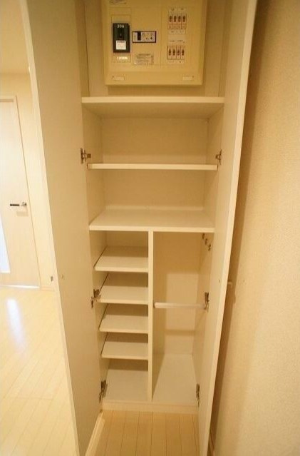 カテリーナ浅草のその他|シューズボックス