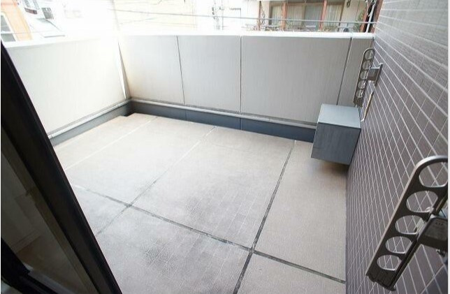 カテリーナ浅草のバルコニー