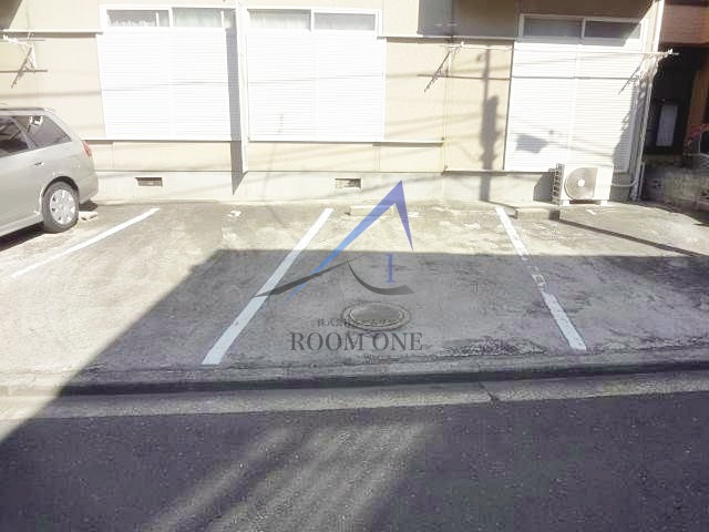 メゾンド・ヴァンテーヌの駐車場|駐車場です。