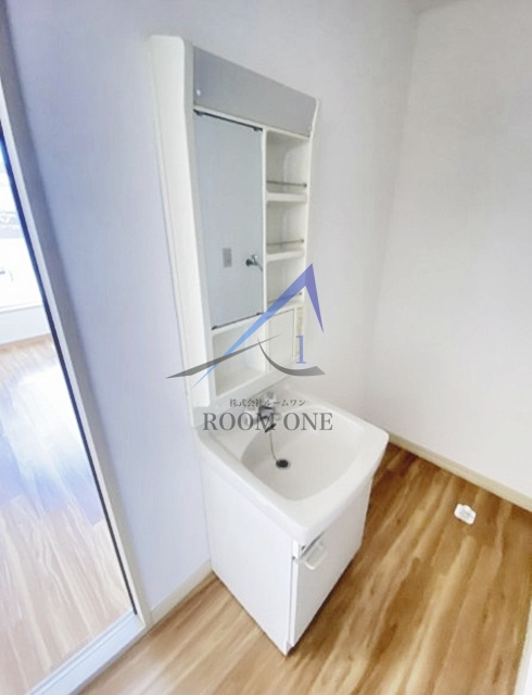 メゾンド・ヴァンテーヌの洗面所|洗面台です。