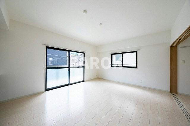 サンライズ百道の内装