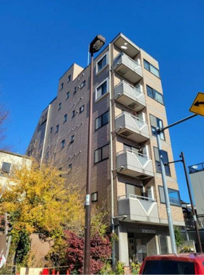 【外観】 | ドエールヒルズ | 鉄筋コンクリート造のがっちりとした建物。