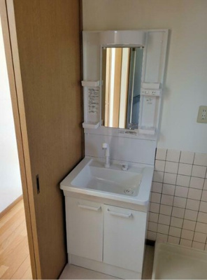 【独立洗面台】 | ドエールヒルズ | 嬉しい独立洗面台付き。