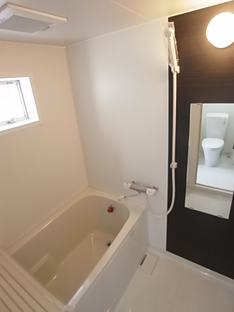 メゾン・ド・キャラミの浴室