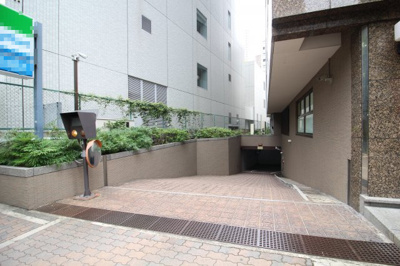 【駐車場】 | 大和地所三宮ビル