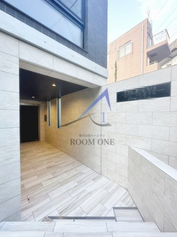 THE ROOM'S西大井のエントランス|エントランスです。