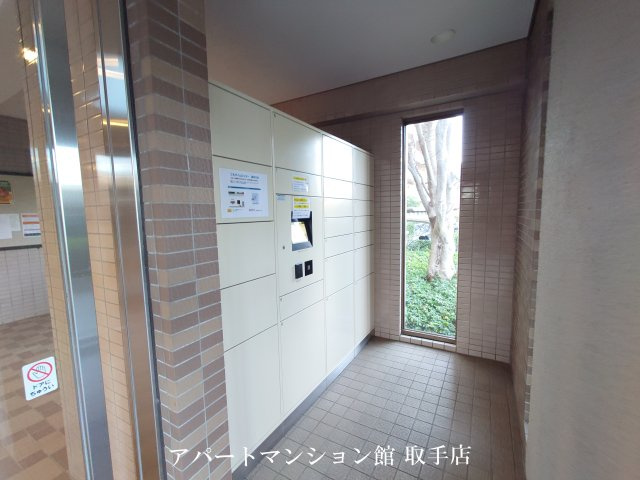 ハーモニータウン新取手壱番館のエントランス