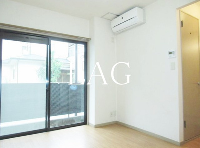 【居間・リビング】 | ラ・クレール | 洋室のお部屋です。