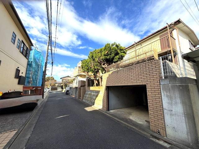 閑静な住宅街　建築条件なしの外観|陽当良好