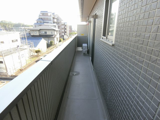 フロレゾンA棟のバルコニー