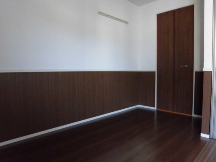 フロレゾンA棟の洋室|広々とした洋室です