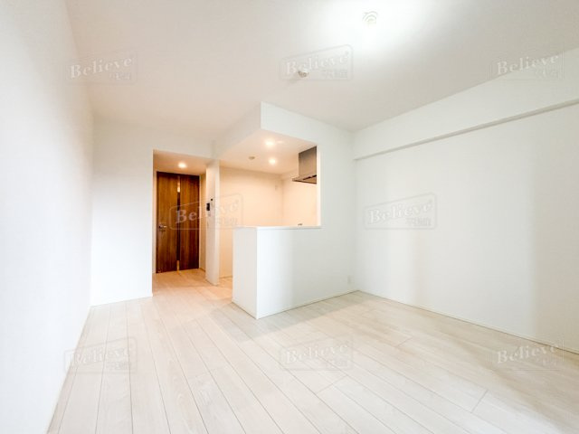 S-RESIDENCE六ツ門abreastIIの居間・リビング|明るい室内です☆