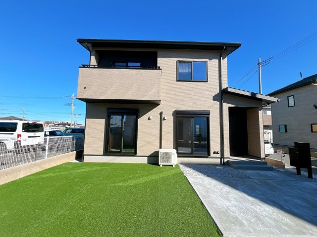 深谷市上柴町東3丁目　新築住宅の外観|ぜひ現地にて、実際の建物・街並み・日当たり等ご確認下さい♪お問い合わせはお気軽に☆　TEL「0120-466263」