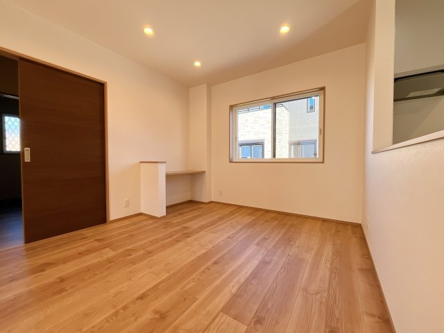 深谷市上柴町東3丁目　新築住宅の居間・リビング|嬉しいリビングカンター！