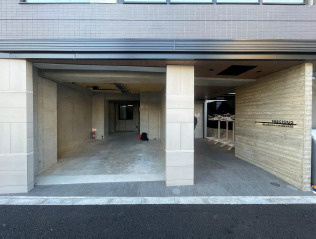 プレシャス赤羽岩淵　1Fのエントランス