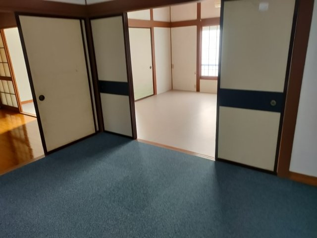 千曲市二棟一括アパートの和室