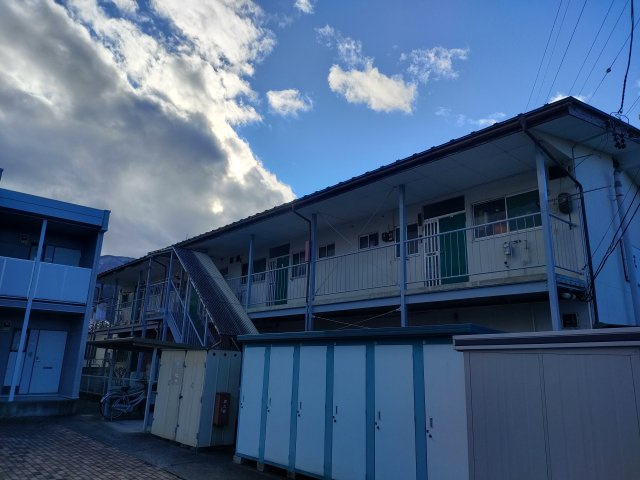 千曲市二棟一括アパートの外観