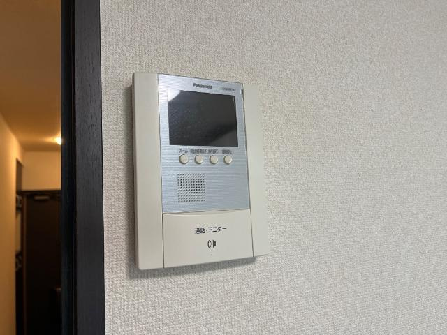 リベラの内装|カメラ付インターホン