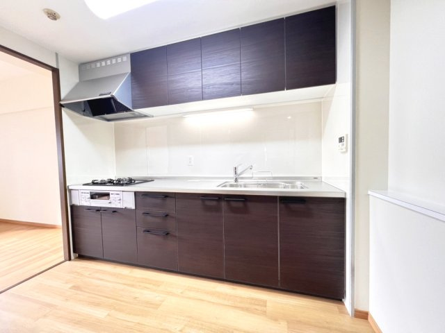 セレノ藤原台G棟のキッチン|きれいなキッチンです