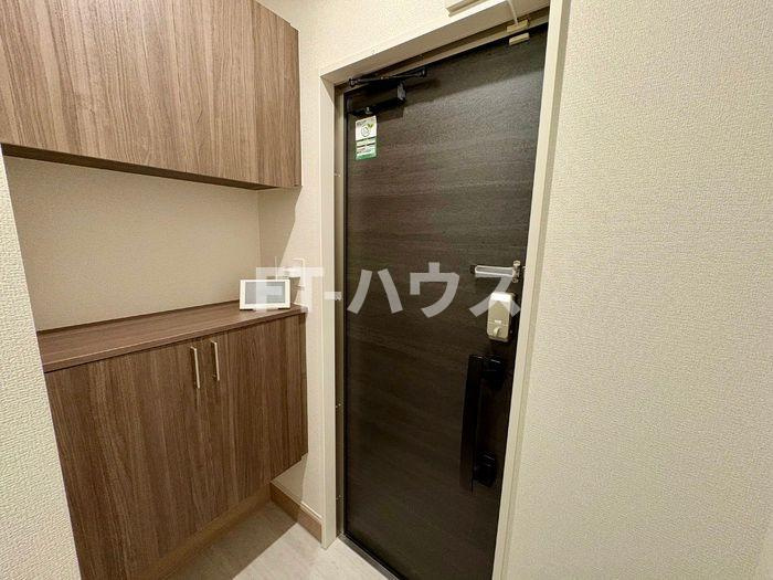 前原東NTステージの玄関