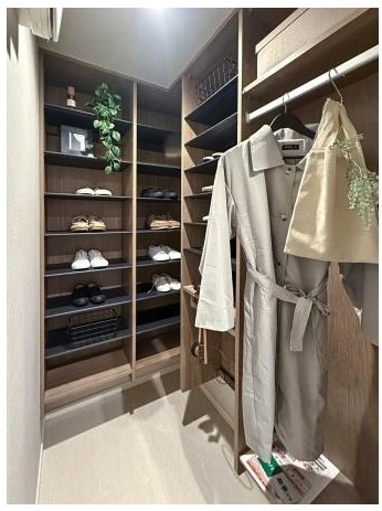 【収納】 | ★仲介手数料無料★ 芝浦アイランドケープタワー（南東向きリビングからレインボーブリッジを望める眺望）