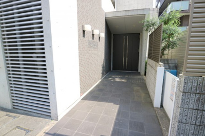 【エントランス】 | オープストフェルト