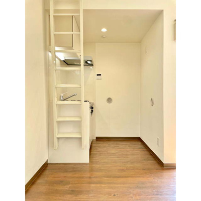 【居間・リビング】 | ☆洋室8.2帖