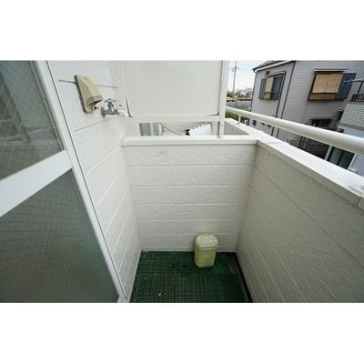 【その他】 | アムス谷塚 | 室外洗濯機置き場