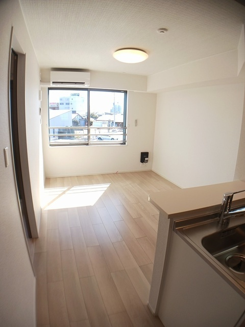 クラール　島野　Ｂの居間・リビング