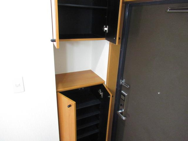 シティハイム　ハラの収納|玄関収納