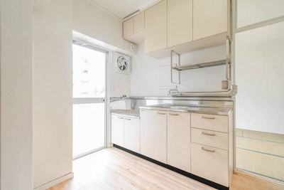 【キッチン】 | ビレッジハウス五所宮2号棟 | ビレッジハウスの同一物件・同一タイプの間取りの写真です