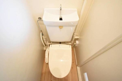 【トイレ】 | ビレッジハウス五所宮2号棟 | ビレッジハウスの同一物件・同一タイプの間取りの写真です