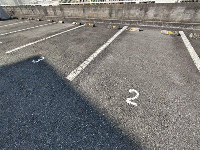 駐車場（空き要確認）