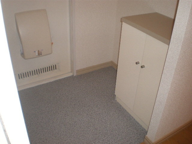 フレグランス2の玄関