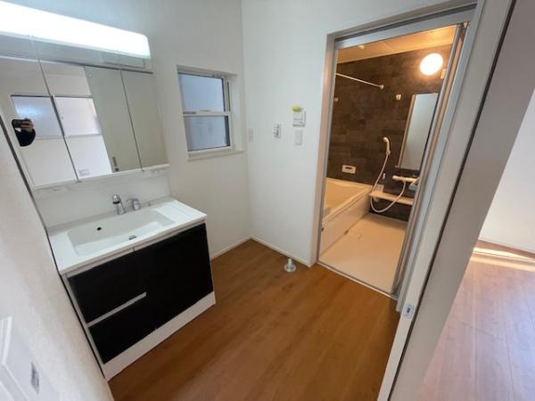 【独立洗面台】 | 摂津市南別府町　新築戸建