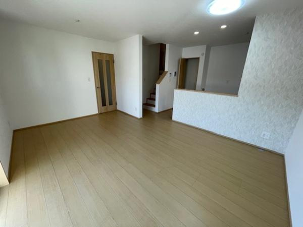 【居間・リビング】 | 摂津市南別府町　新築戸建