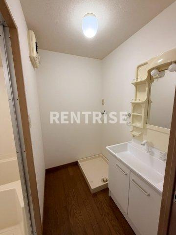 メゾンルミエールの洗面所